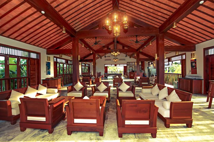 Lobby Photos
