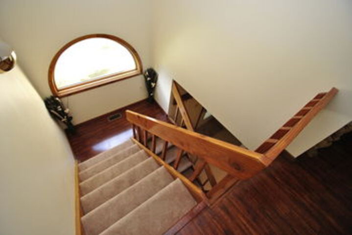Room 12 of 25