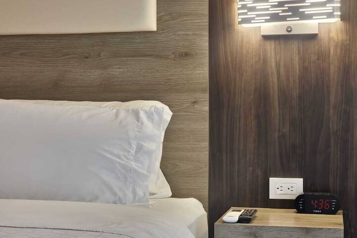 Room 19 of 70