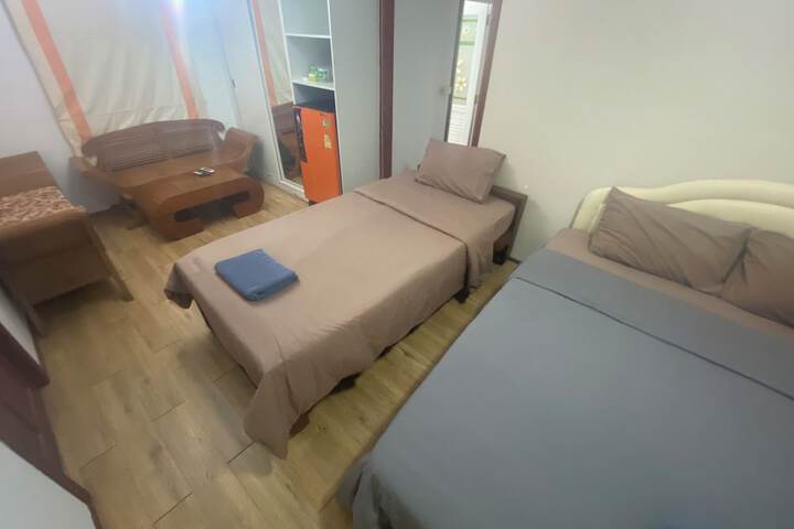 Room 80 of 195