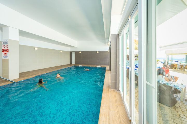 Pool Hotel