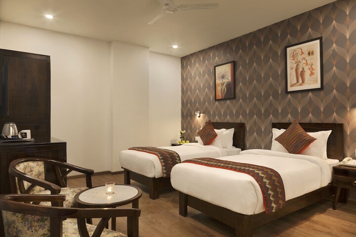 Room 2 of 14