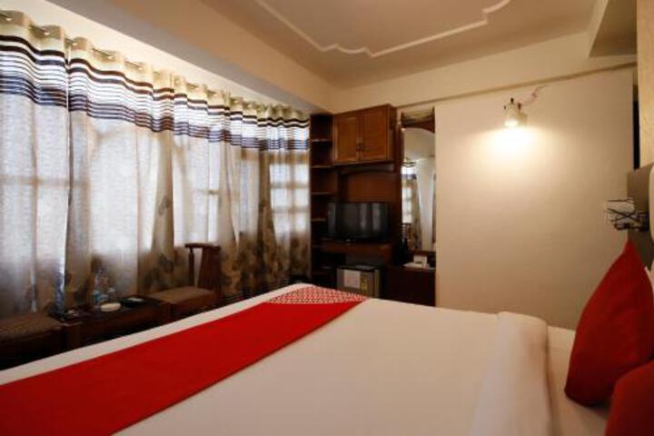 SHIMLA PALACE BY OYO ROOMS