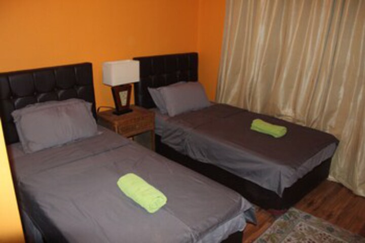 Room 16 of 22
