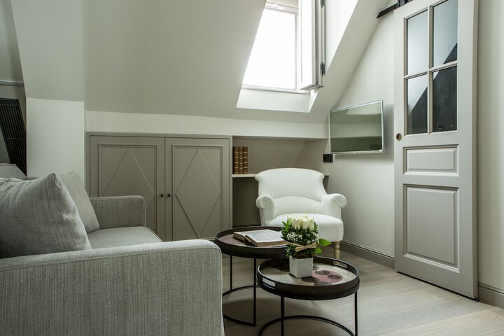 Room 20 of 76