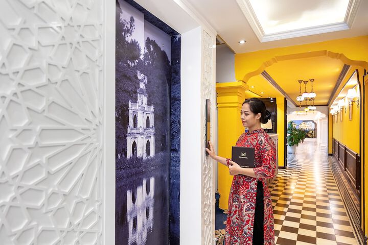 Interior entrance