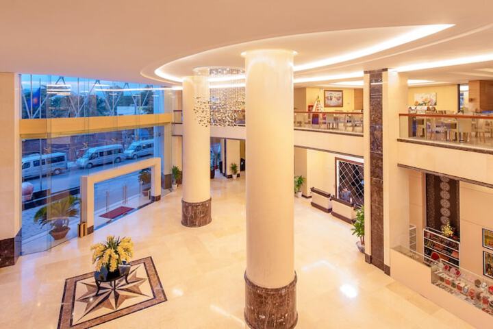 Hotel Interior 7 of 67