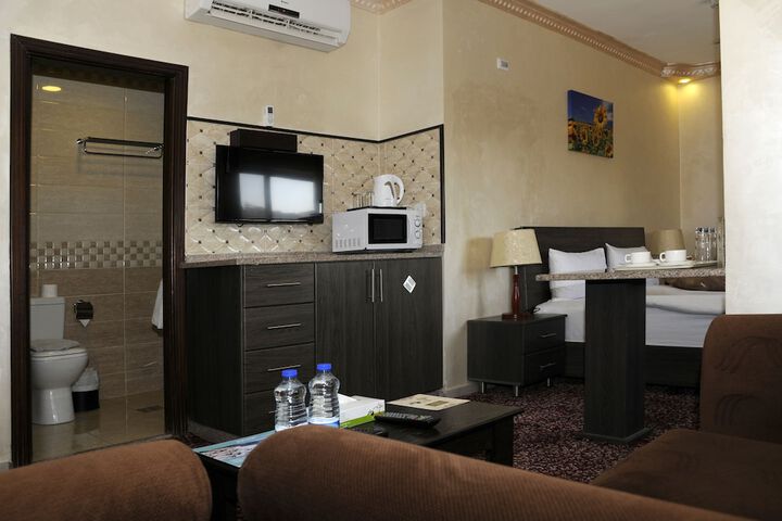 Room 15 of 59