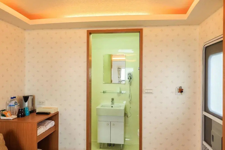 Bathroom Interior Photo