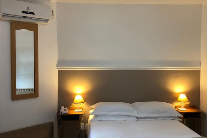 Room 6 of 53