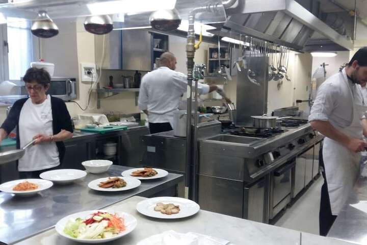 Dining 43 of 113