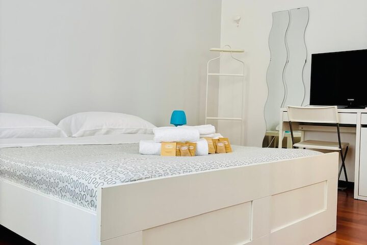 Castelnuovo Rooms in Palermo