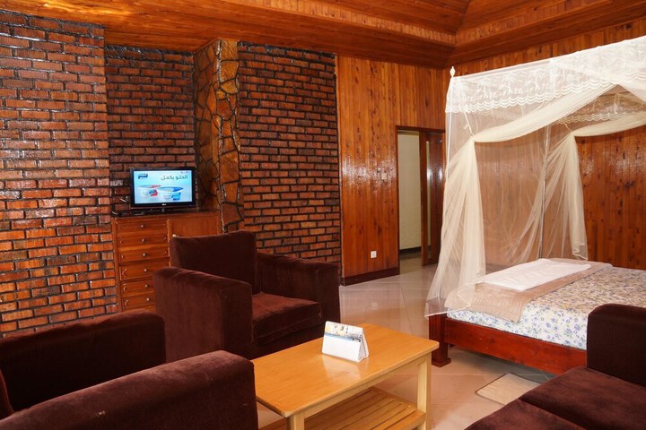 Room 3 of 23