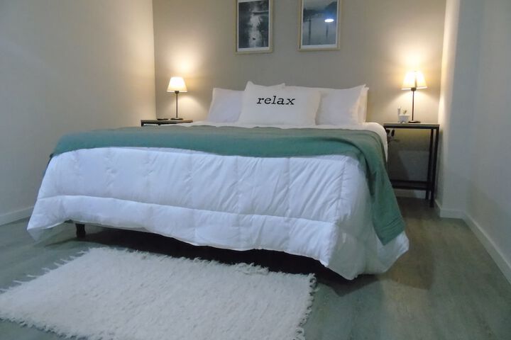 Room 8 of 30