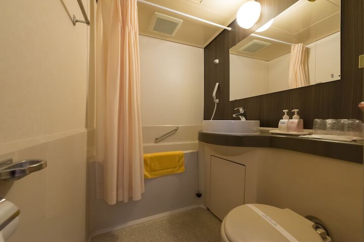 Room 20 of 36