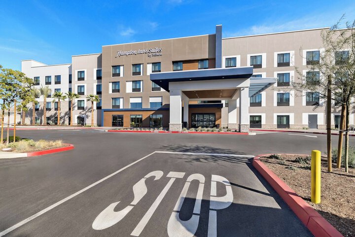 Hotel 52 of 52
