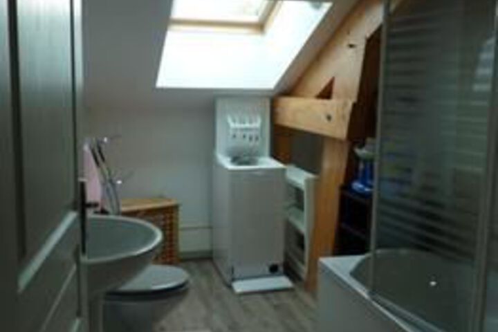 Room 4 of 23