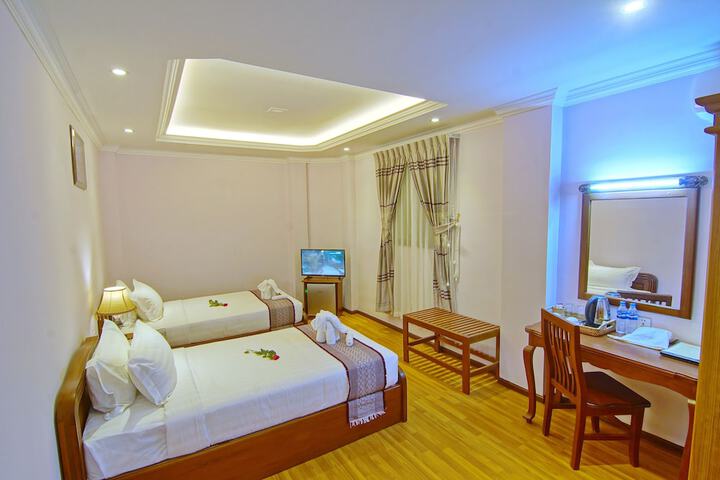 Room 12 of 54