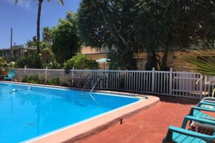 Pool 35 of 38