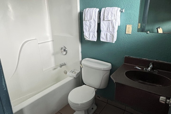 Room 12 of 14