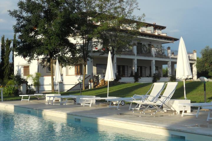 Hotel Pool