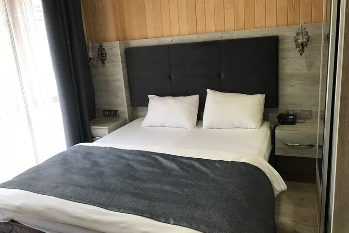 Room 20 of 66