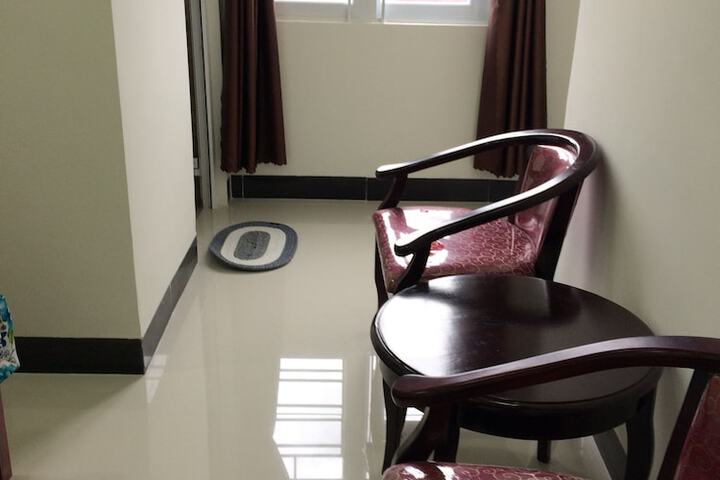 Room 19 of 32