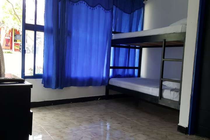 Room 10 of 39