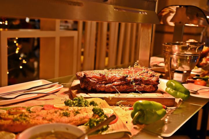 Dining 63 of 108