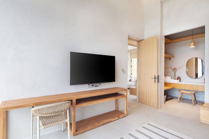 Room 40 of 174