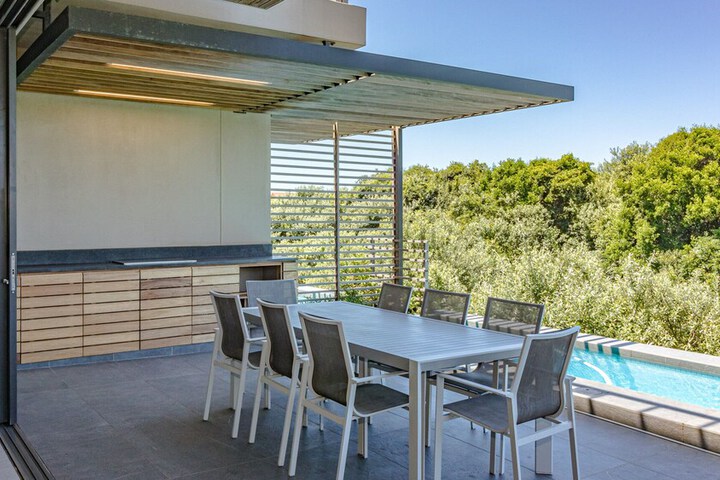 Terrace/Patio 75 of 172