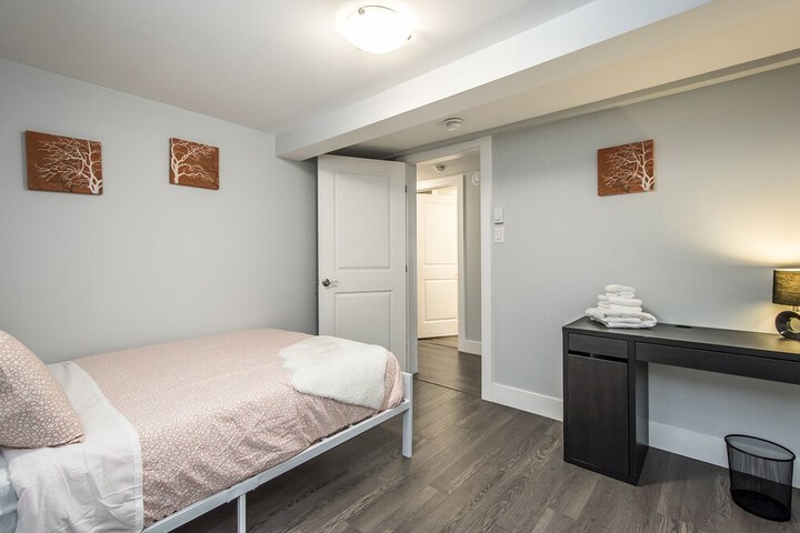 Room 22 of 64