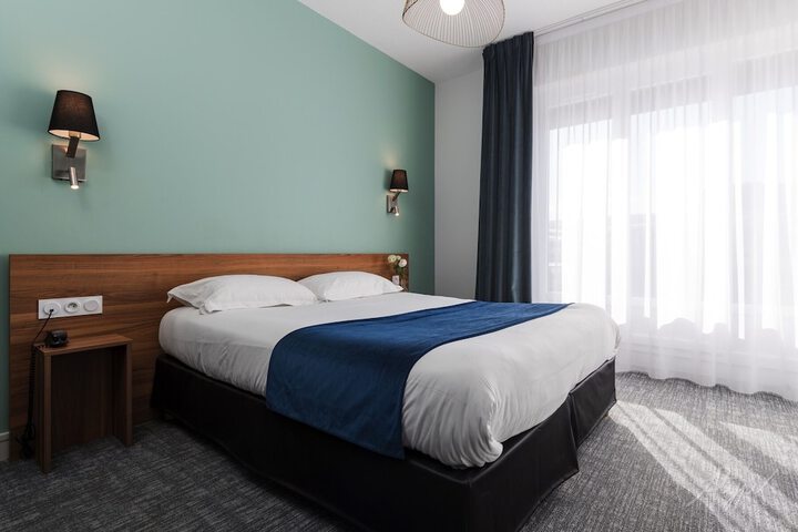 Room 21 of 50