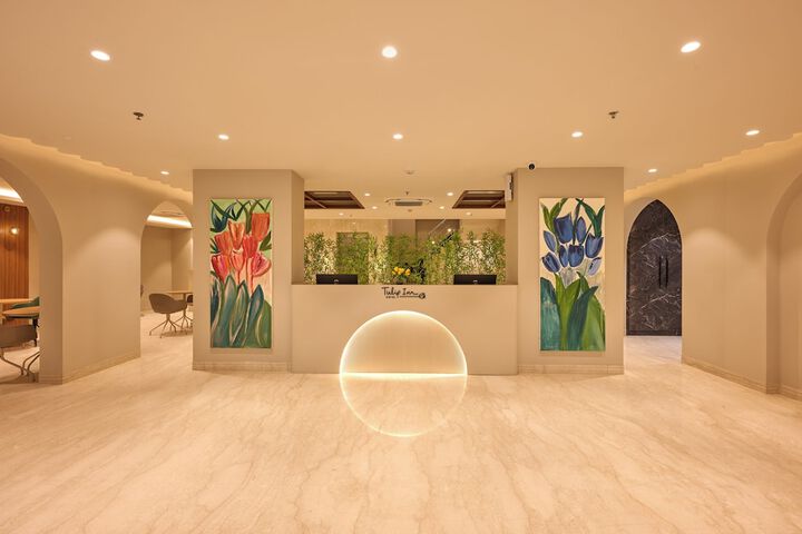 Hotel Interior 2 of 31