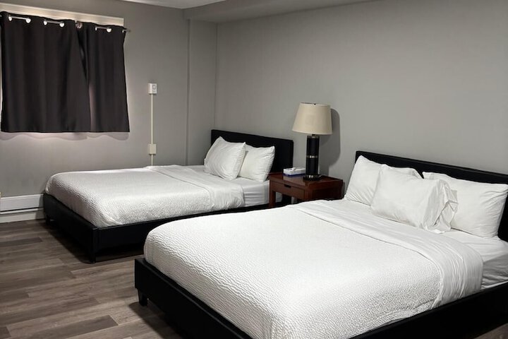 Room 7 of 17