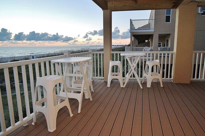 Terrace/Patio 6 of 58