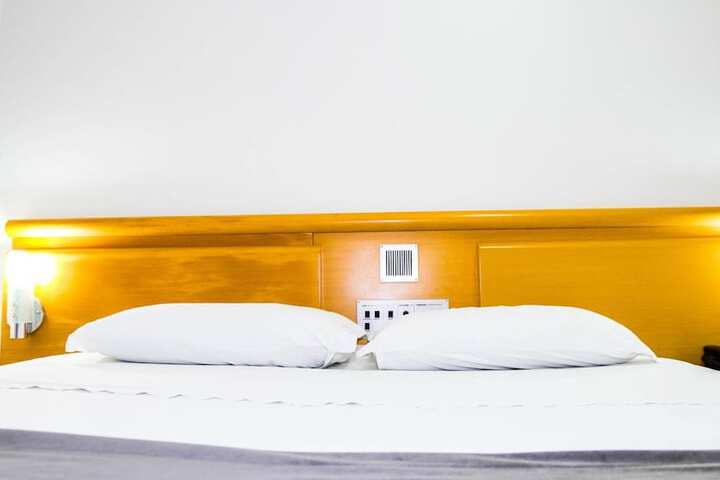 Room 15 of 58