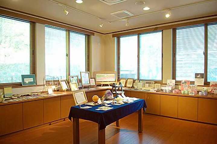 Gift shop