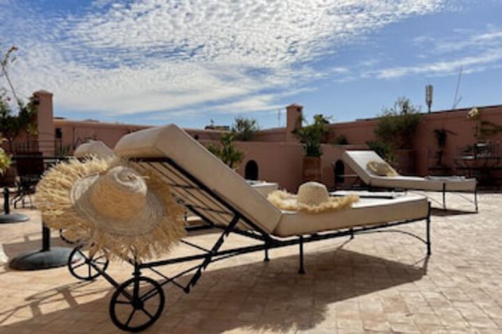 Sundeck 370 of 435