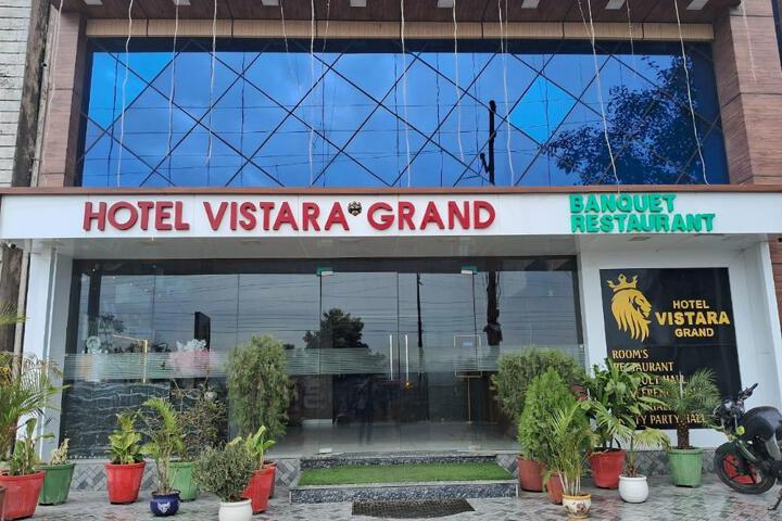 Hotel Vistara Grand