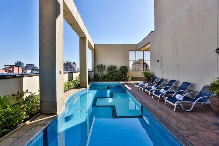 Pool 74 of 108