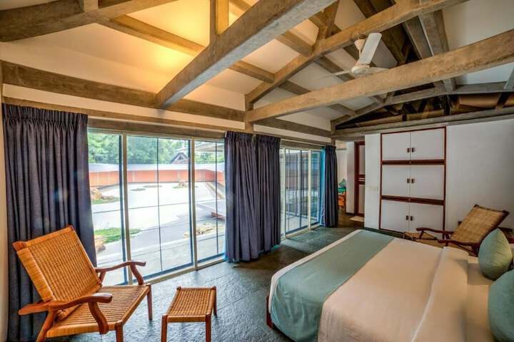 Room 15 of 30