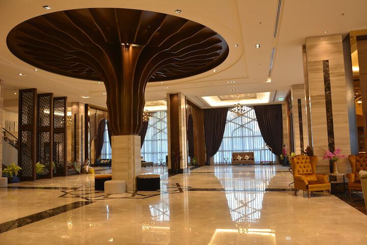 Hotel Interior 4 of 89