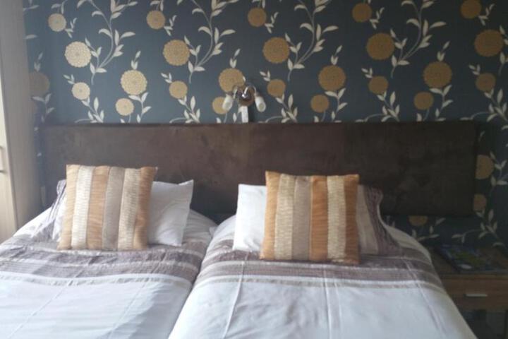 Brentwood Guest House Image 8