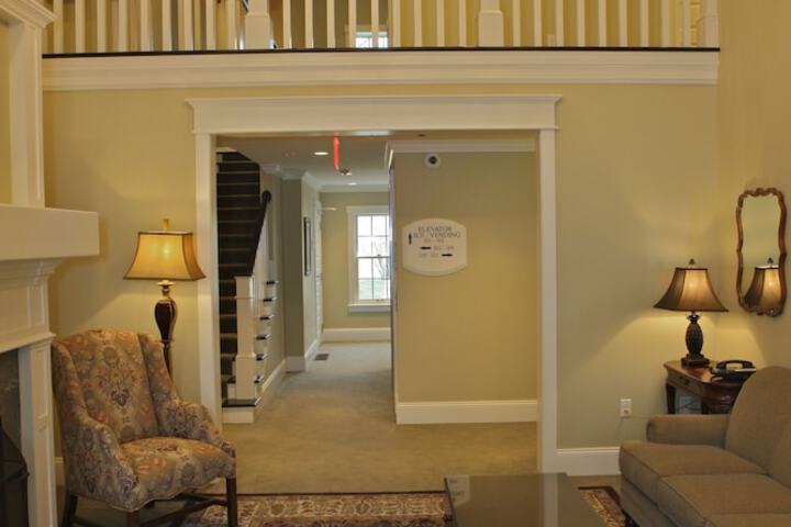 Hotel Interior 5 of 34