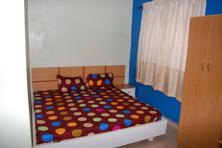 Room 10 of 23