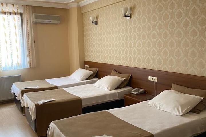 Room 17 of 39