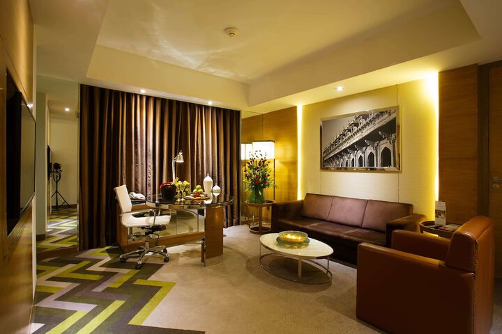 Room 32 of 117