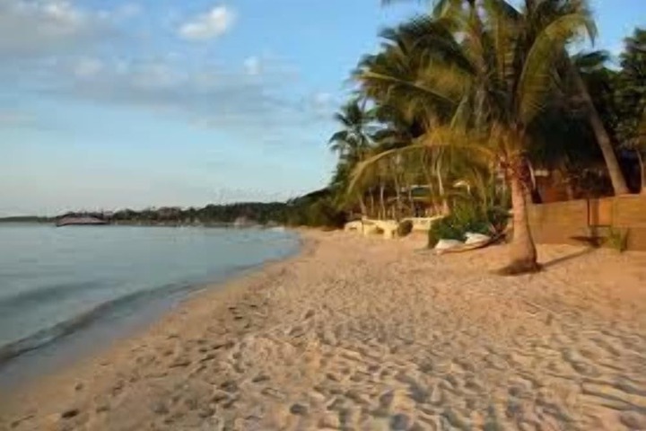 Beach 17 of 18