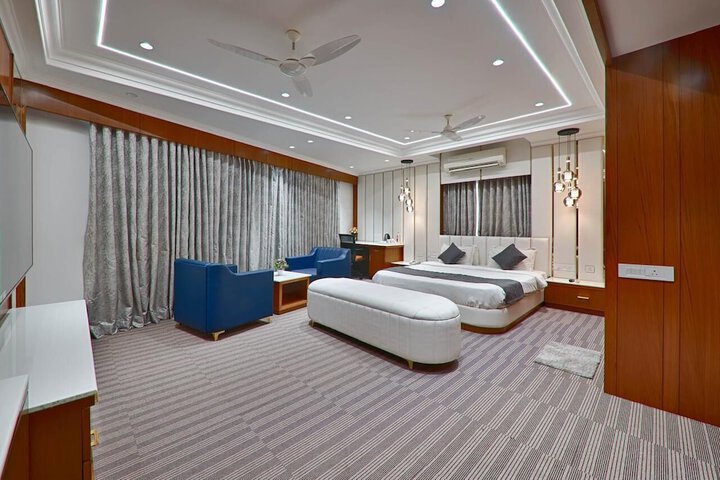 Room 26 of 61